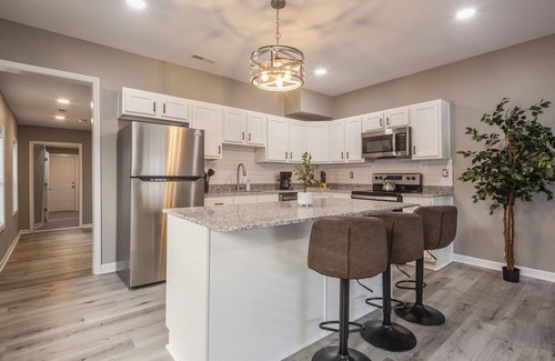 Smoketown Jackson House | Newly renovated 4BR CozySuites