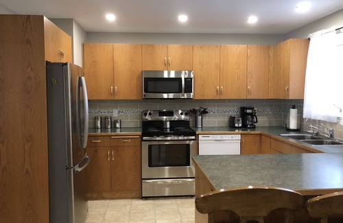 Mountain View House | Newly renovated 5 bedroom 2 bath house on Payne Lake road 15 mins from Waterton