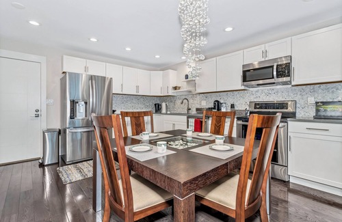 Kenilworth House | Newly Renovated- 5min- Downt./Biltmore Estate