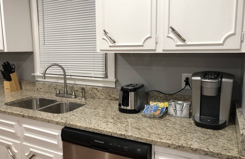 Glencliff House | Newly renovated charming house in south Nashville, Tennessee, USA