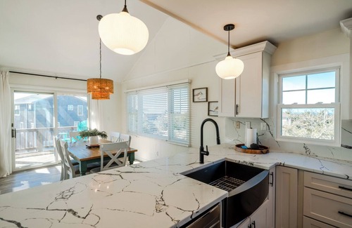 Frisco House | Newly renovated, charming coastal retreat in Frisco!