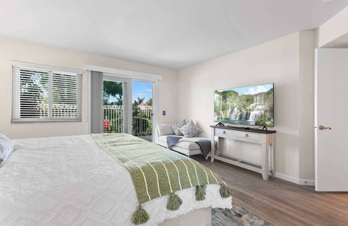 Valle Lindo House | Newly Renovated｜Communal Pool｜20min to Disney｜Backyard｜Dedicate Workspace #41910