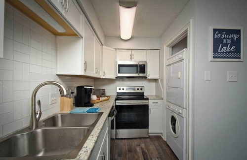 Rockwell Condo | Newly renovated condo with beautiful lake front views