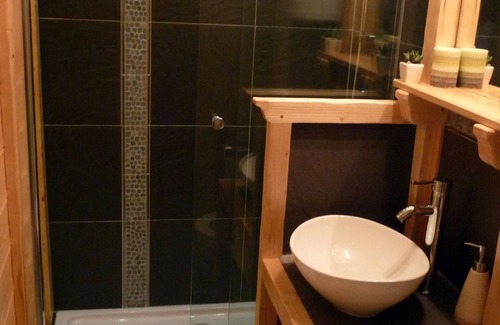 Annecy Old Town Apartment | Newly renovated,cosy and comfortable apartment in the Old Town center of Annecy