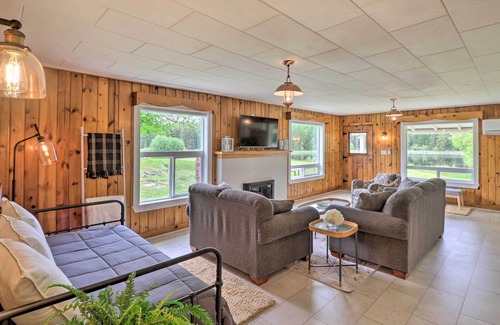 Eureka Cottage | Newly Renovated, Eureka Lakefront Retreat!