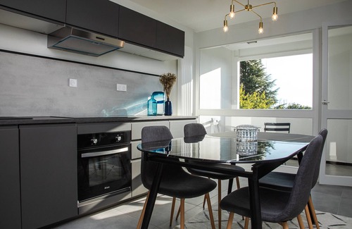 Ferney-Voltaire Apartment | Newly renovated apartment, quiet and bright, 10 minutes from Geneva airport.