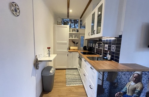 Scheveningen Cottage | Newly renovated historic coach house: cozy & close to city & beach!