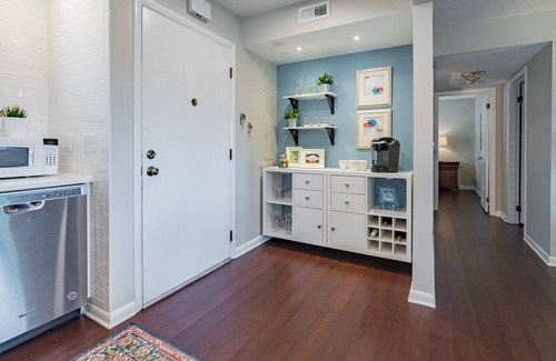 Pinehurst Condo | Newly Renovated Lakeview Condo Complex First Floor Oasis!