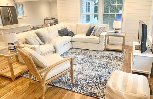 North Falmouth House | Newly Renovated Near Amazing Sunset Beach