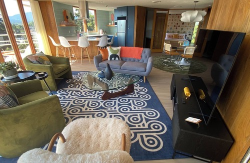 Downtown Eugene Apartment | Newly renovated penthouse getaway!