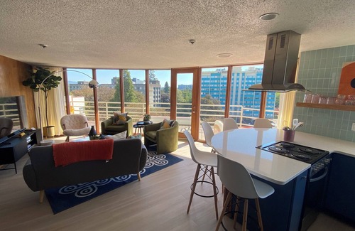 Downtown Eugene Apartment | Newly renovated penthouse getaway!