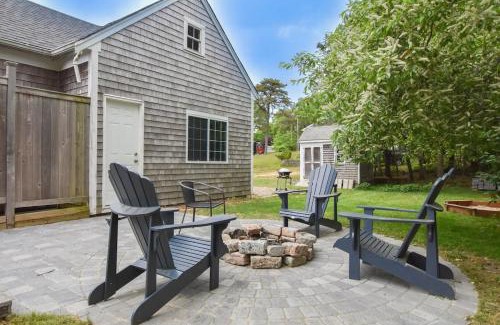 South Dennis House | Newly Updated Home Stone Patio & Fire Pit