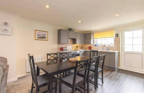 Saint Columb Major Cabin | Newquay - Atlantic Lodge - 10 - Pets - Pools - Gym