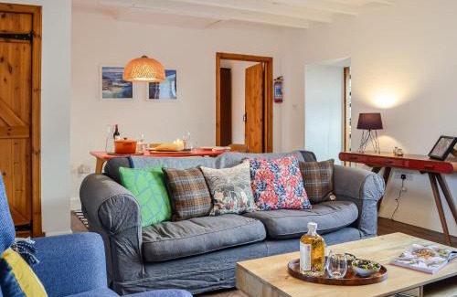 Leitholm House | Newton Cottage
