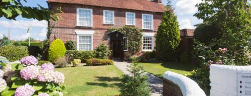 Hayling Island Hotel | Newtown House Hotel