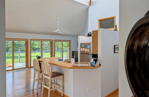 La Pointe House | Next Farm Down - Main House and 2 Guest quarters with Lake Superior Access!