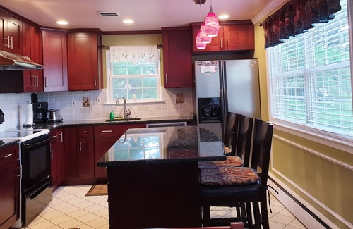 King of Prussia House | Next to King of Prussia Mall