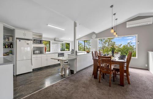 Taupo House | Ngaio Views - Lake Taupo Holiday Home