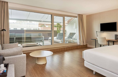 Les Corts Hotel | NH Sants Barcelona