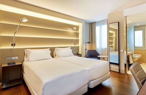 Les Corts Hotel | NH Sants Barcelona