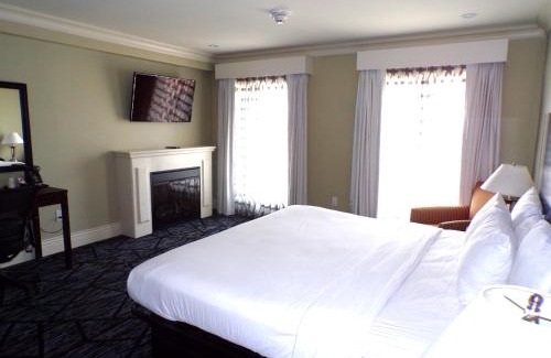 Lewiston Hotel | Niagara Crossing Hotel and Spa