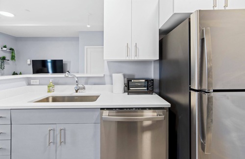 Everett Apartment | Nice 1BR Near Encore Boston 2355