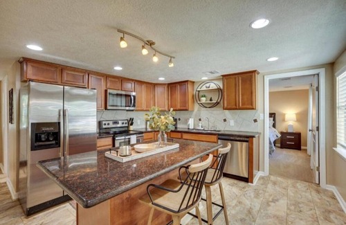 Kingwood Cottage | Nice 3-bedroom cottage with AC in Houston