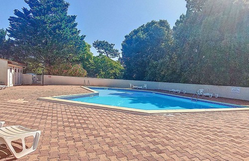 Dolus-d'Oleron Apartment | Nice apartment for 4 guests with pool and terrace
