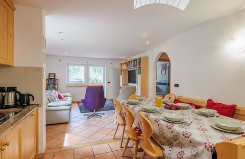 Canazei Apartment | Nice apartment for 6 people with TV and balcony