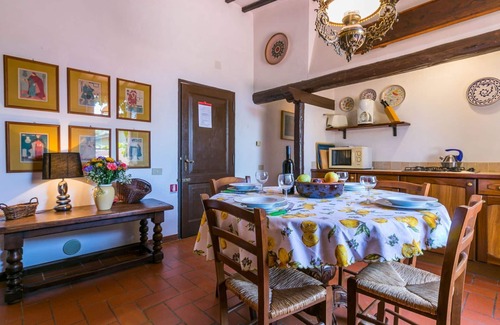 Poggiarello House | Nice apartment in villa for 4 people with pool, WIFI, TV, terrace and panoramic view