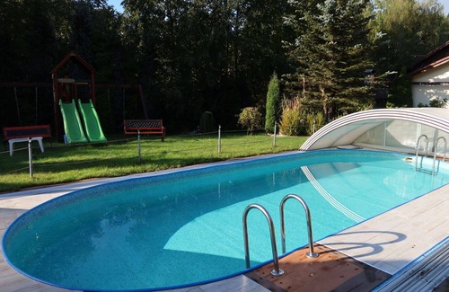 Desna Apartment | Nice apartment for 4 people with pool, WIFI, TV, patio and parking