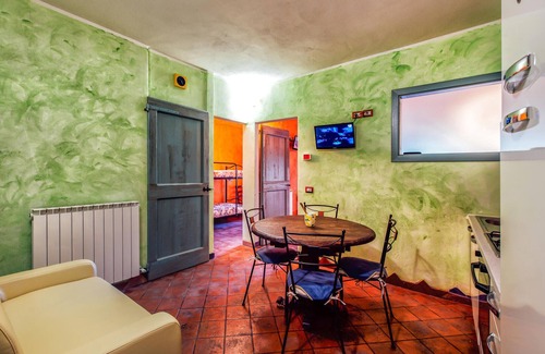 Castiglione d'Orcia Apartment | Nice apartment in Castiglione d'Orcia