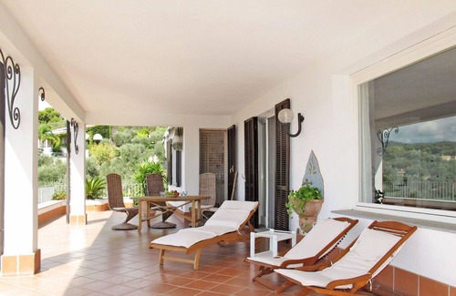 Monade Santa Lucia Villa | Nice apartment in villa for 8 guests with WIFI, pool, TV, patio, pets allowed and panoramic view