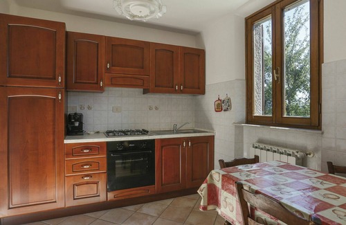 Villa Collemandina Villa | Nice apartment in villa for 5 people with pool, WIFI, terrace and pets allowed