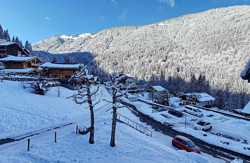 Saint-Jean-dʼAulps Apartment | NICE APARTMENT - SKI IN SKI OUT - 4/5 PEOPLE- ST JEAN D'AULPS - CIMES 44