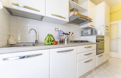 Macchino Apartment | Nice apartment for 6 guests with WIFI, A/C, TV, terrace and pets allowed