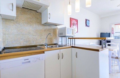 Alcossebre Apartment | Nice apartment for 3 people with pool, terrace and pets allowed