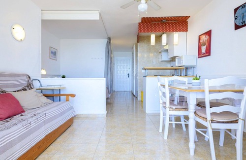 Alcossebre Apartment | Nice apartment for 3 people with pool, terrace and pets allowed