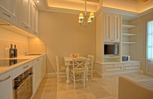 Cerreto Guidi Apartment | Nice apartment for 3 guests with A/C, WIFI, pool, TV and panoramic view