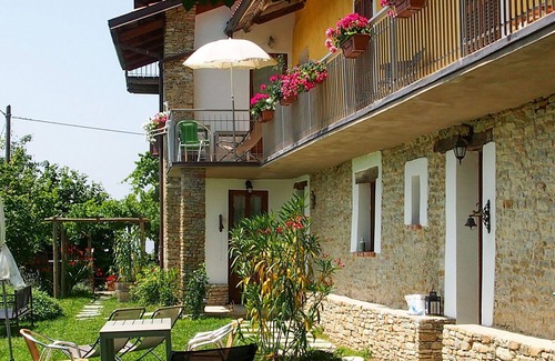 Bonvicino Apartment | Nice apartment for 3 guests with pool and patio