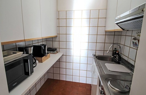 Lesa Apartment | Nice apartment for 3 people with WIFI, A/C, TV, patio and pets allowed