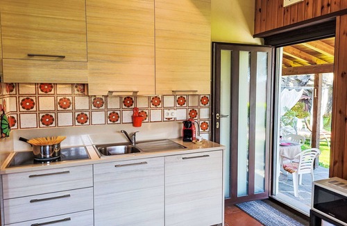 Besazio Apartment | Nice apartment for 4 people with WIFI, private pool, TV, patio and panoramic view