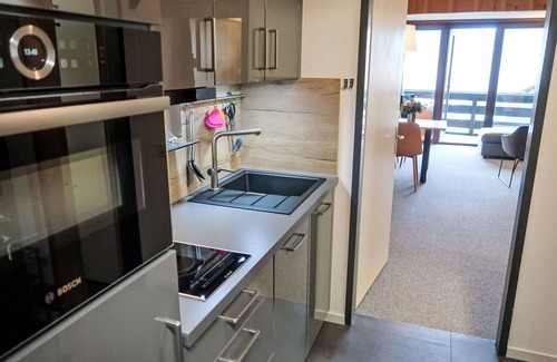 Acletta Apartment | Nice apartment for 4 guests with pool, WIFI, TV, balcony, panoramic view and parking