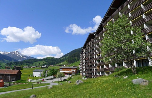 Acletta Apartment | Nice apartment for 4 guests with pool, WIFI, TV, balcony, panoramic view and parking