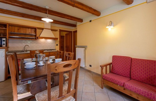 Sampeyre Apartment | Nice apartment for 4 guests with pool, WIFI, TV, terrace and parking