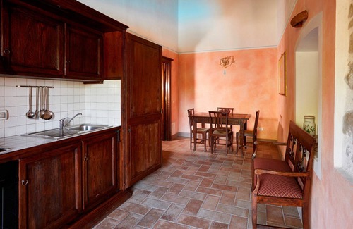 San Brizio Apartment | Nice apartment for 4 guests with pool, WIFI, TV, balcony, pets allowed and parking, close to Spo.