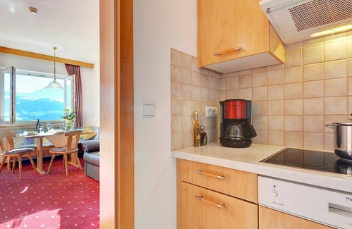 Albions Apartment | Nice apartment for 4 guests with WIFI, pool, TV, balcony and pets allowed