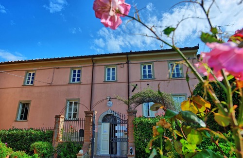 Massarosa Apartment | Nice apartment for 4 people with pool, WIFI and TV, close to Viareggio