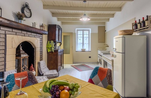 Dorio Apartment | Nice apartment for 5 people with hot tub, WIFI, patio and pets allowed