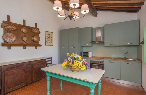 Suvereto Apartment | Nice apartment for 6 people with A/C, WIFI and TV